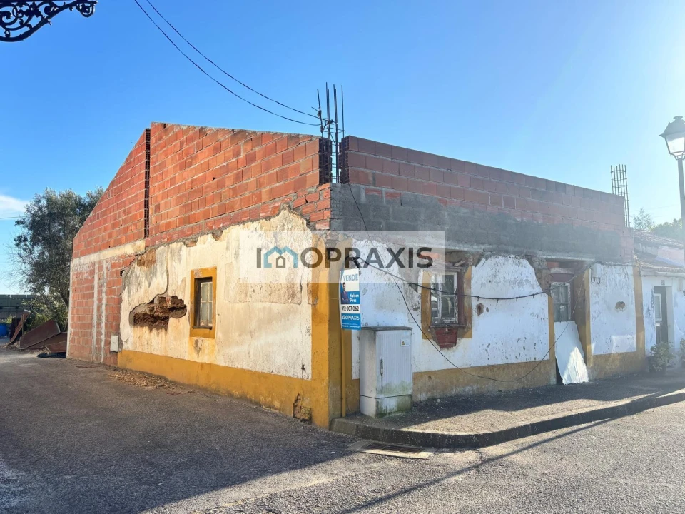 Moradia T0 para Venda em Golegã Foto 1