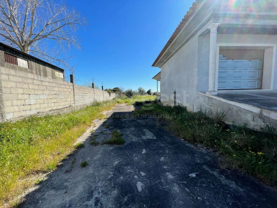 Moradia T5 para Venda em São Martinho de Árvore e Lamarosa Foto 4