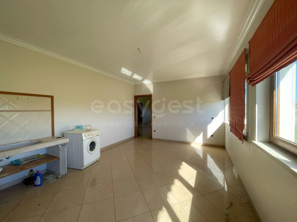 Moradia T5 para Venda em São Martinho de Árvore e Lamarosa Foto 7