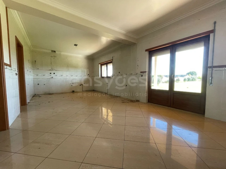 Moradia T5 para Venda em São Martinho de Árvore e Lamarosa Foto 10