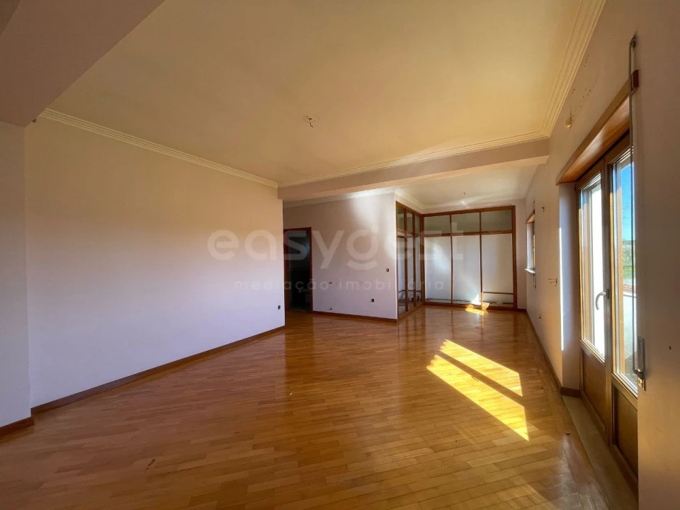 Moradia T5 para Venda em São Martinho de Árvore e Lamarosa Foto 22