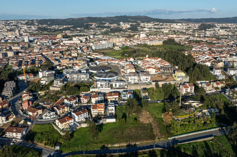 Moradia T4 para Venda em Rio Tinto Foto 64