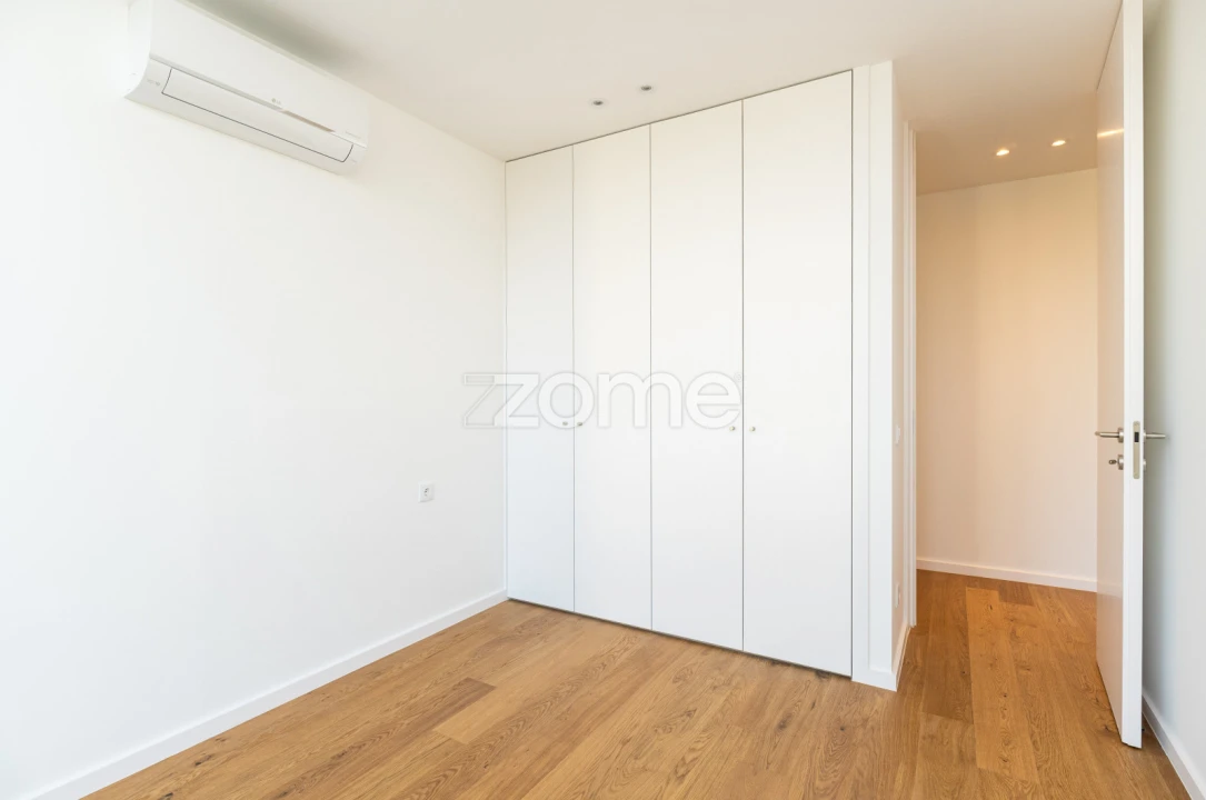 Apartamento T4 para Venda em Canidelo Foto 33