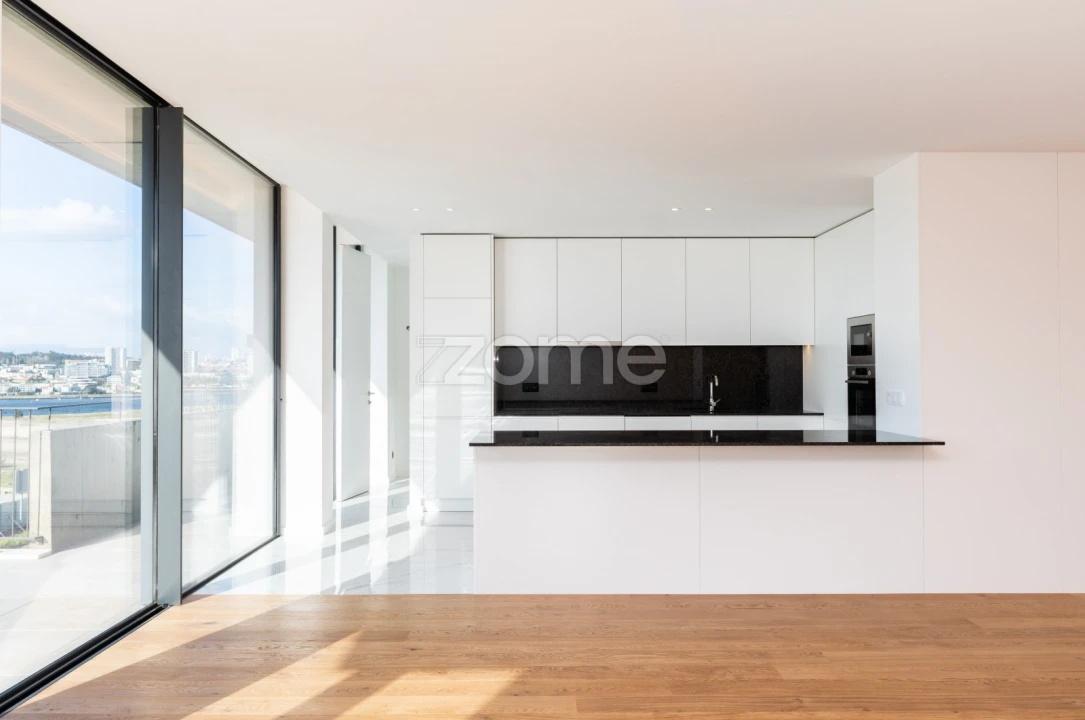Apartamento T4 para Venda em Canidelo Foto 15