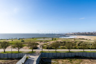 Apartamento T4 para Venda em Canidelo