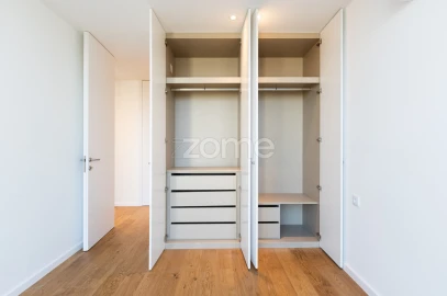 Apartamento T4 para Venda em Canidelo