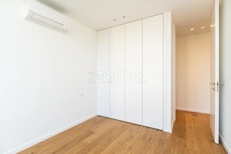 Apartamento T4 para Venda em Canidelo Foto 33