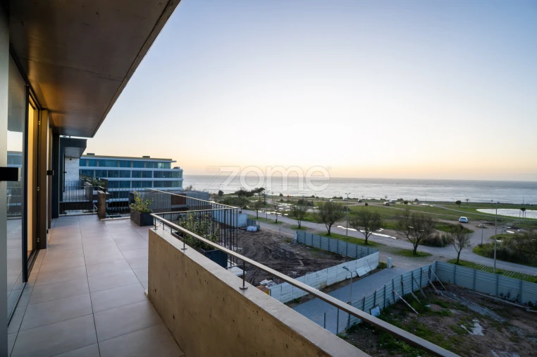 Apartamento T4 para Venda em Canidelo Foto 11