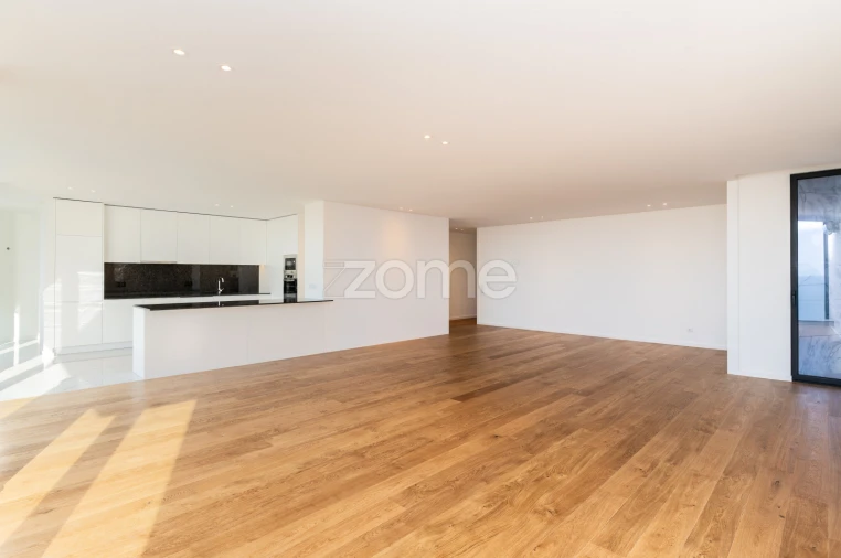 Apartamento T4 para Venda em Canidelo Foto 19