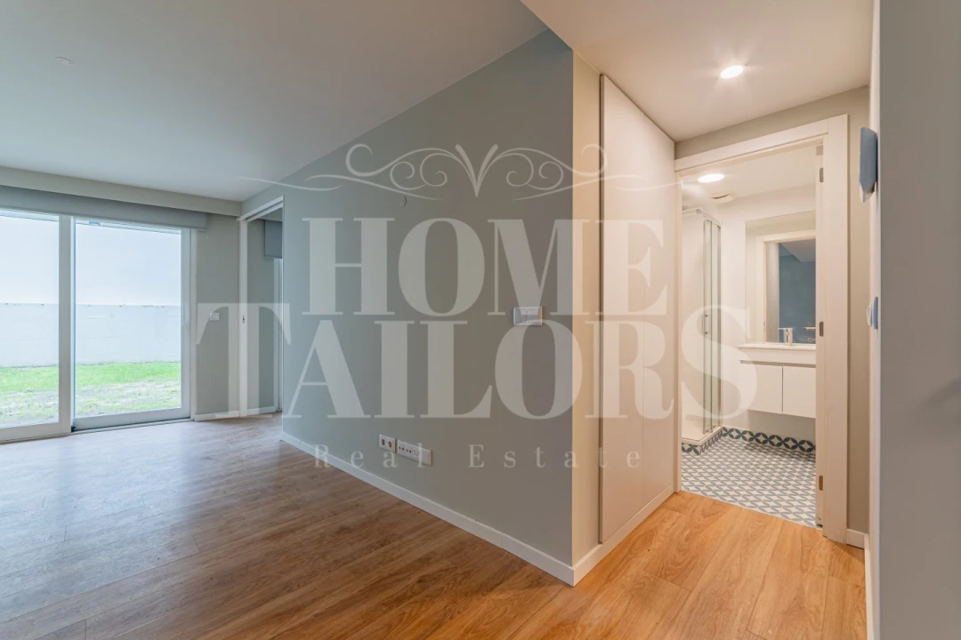 Apartamento T1 para Venda em Santo António Foto 8