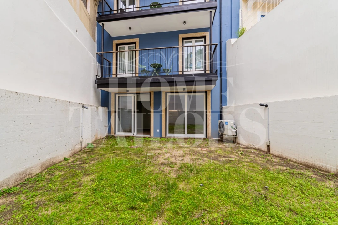 Apartamento T1 para Venda em Santo António Foto 12