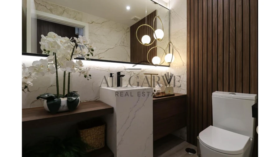 Apartamento T3 para Venda em Portimão Foto 6