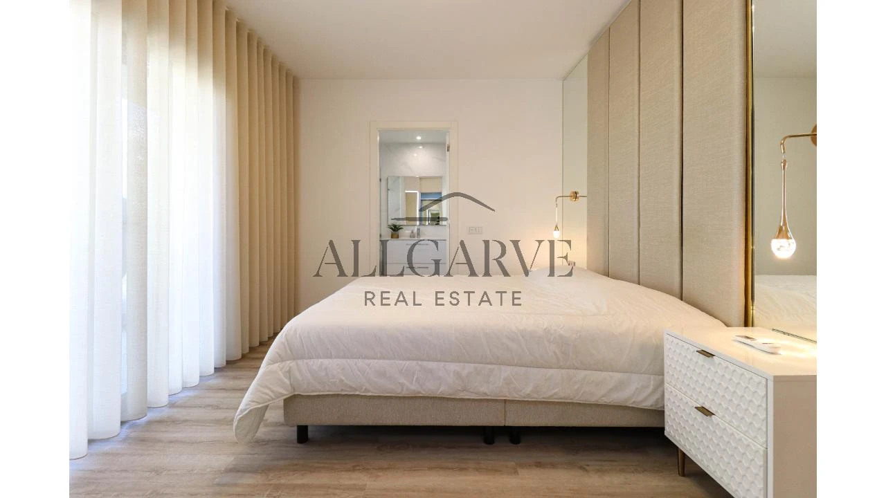 Apartamento T3 para Venda em Portimão Foto 14