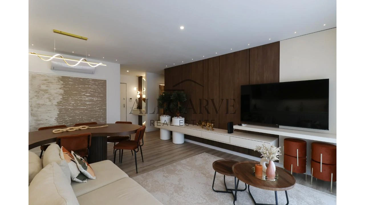 Apartamento T3 para Venda em Portimão Foto 5