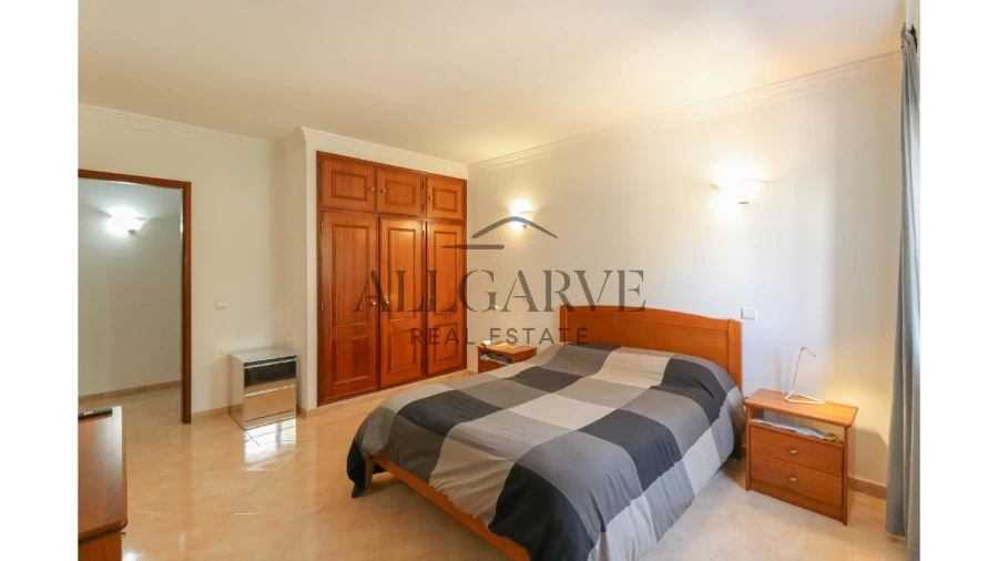 Apartamento T2 para Venda em Albufeira e Olhos de Água Foto 13