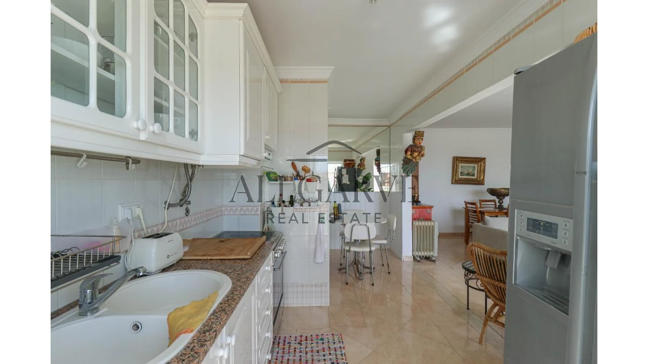Apartamento T2 para Venda em Albufeira e Olhos de Água Foto 7