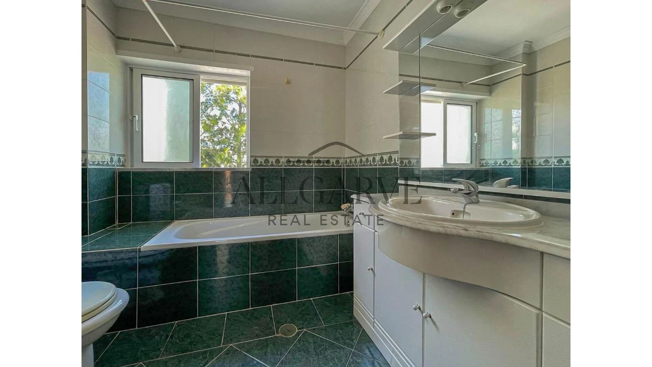 Apartamento T2 para Venda em Albufeira e Olhos de Água Foto 11