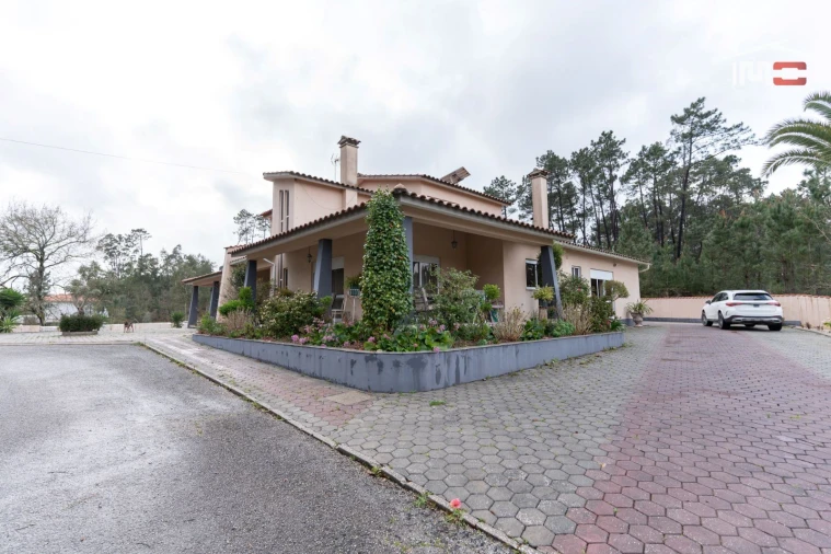 Moradia T3 para Arrendamento em Santa Catarina da Serra e Chainça Foto 2