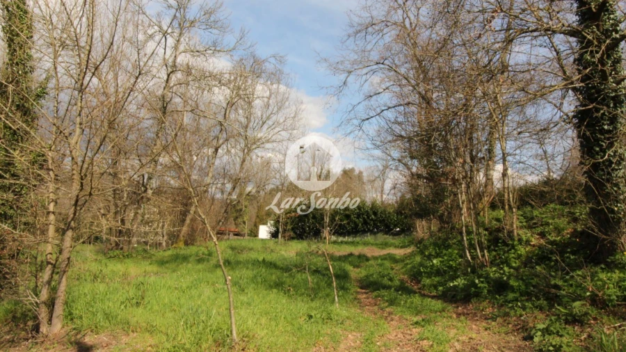 Terreno para Venda em Cepães e Fareja