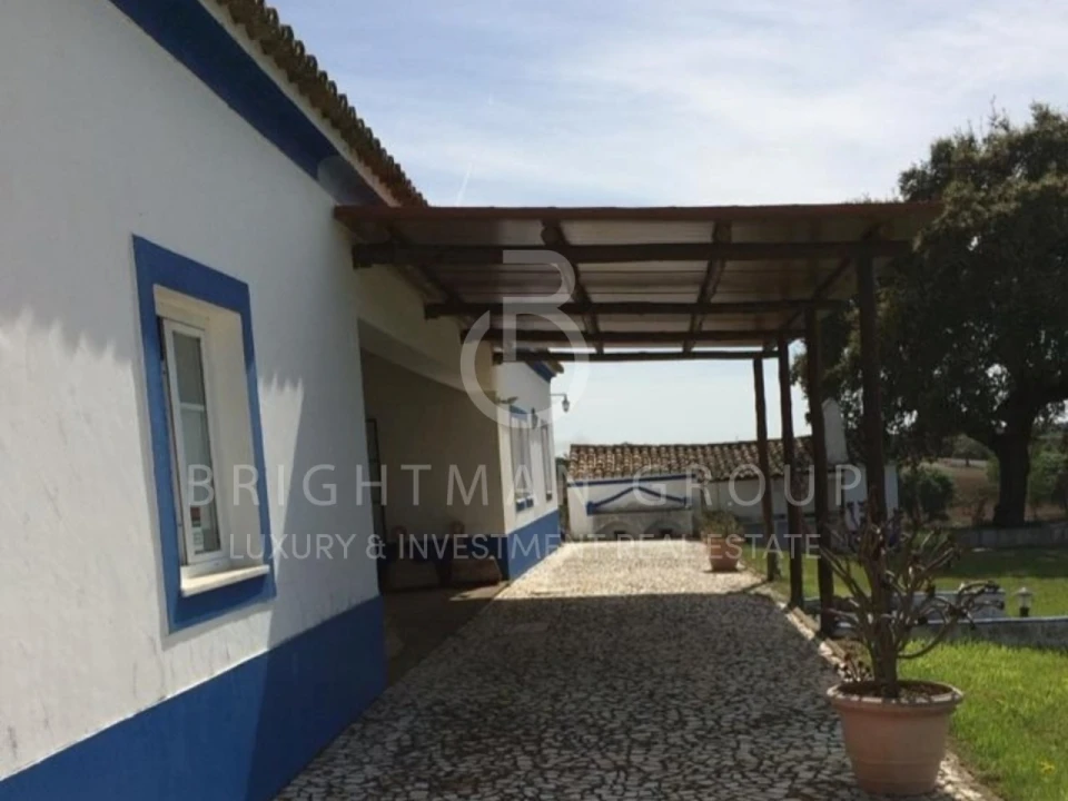 Moradia T5 para Venda em Casa Branca Foto 6