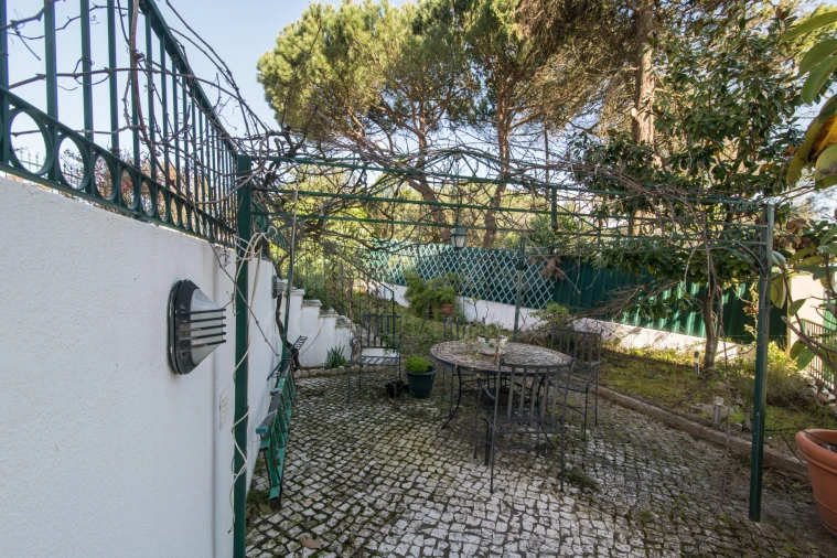 Moradia T4 para Venda em Alfragide