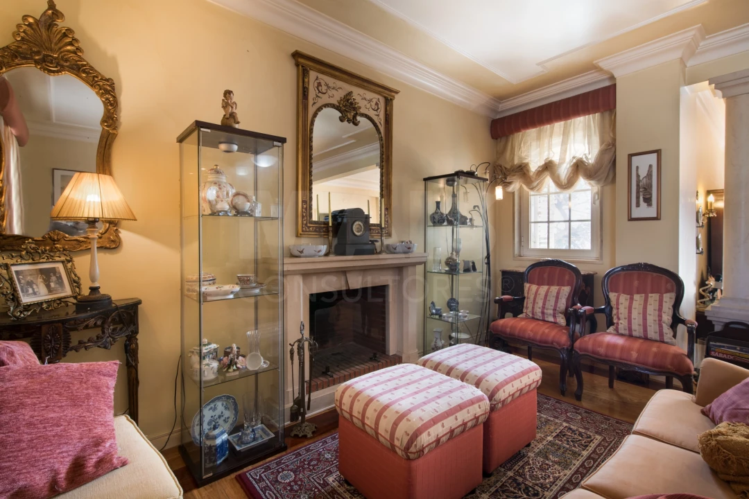 Moradia T4 para Venda em Alfragide Foto 3