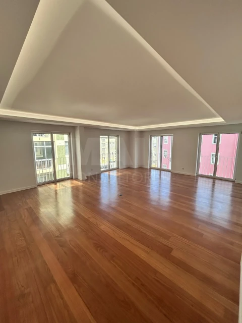 Apartamento T3 para Venda em Arroios