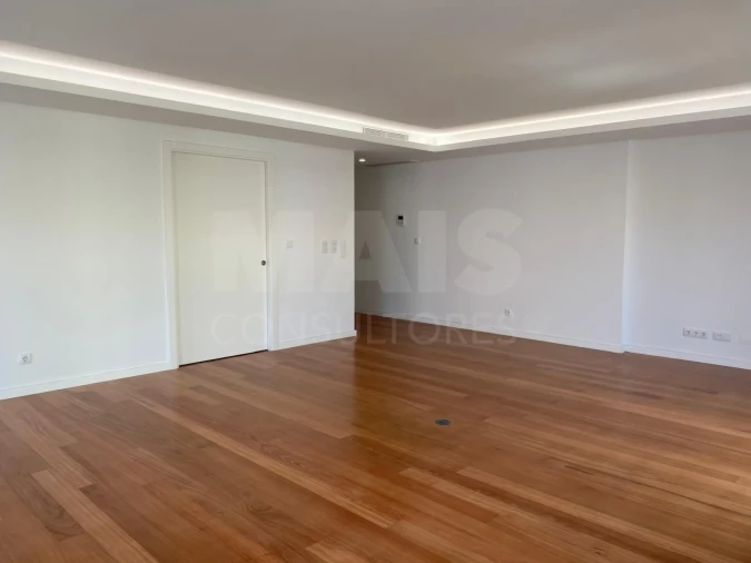 Apartamento T3 para Venda em Arroios Foto 8