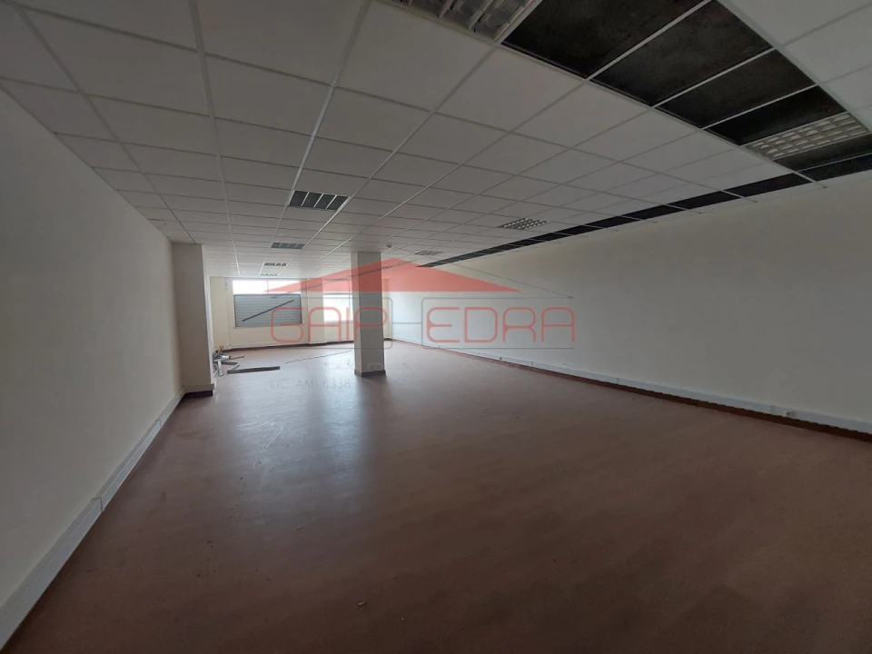 Escritório para Venda em Tavarede Foto 14