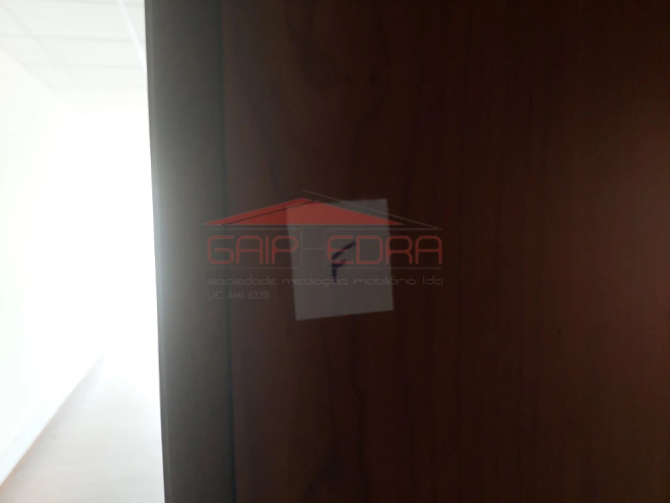 Escritório para Venda em Tavarede Foto 17