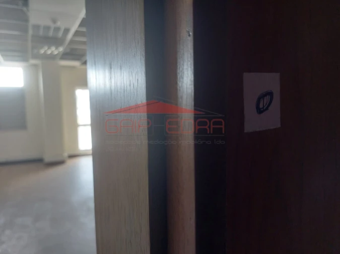 Escritório para Venda em Tavarede Foto 6