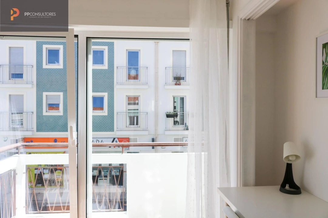 Apartamento T5 para Venda em Glória e Vera Cruz Foto 1