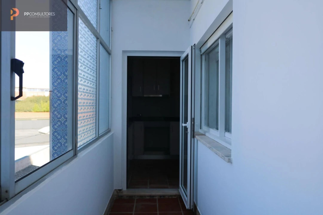 Apartamento T5 para Venda em Glória e Vera Cruz Foto 10