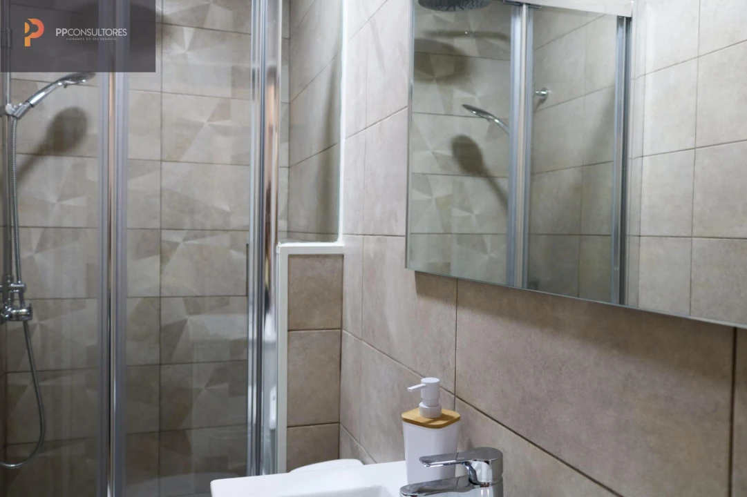Apartamento T5 para Venda em Glória e Vera Cruz Foto 13