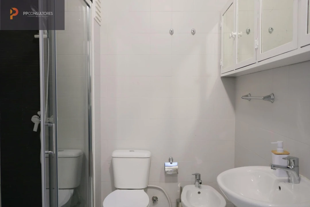 Apartamento T5 para Venda em Glória e Vera Cruz Foto 14