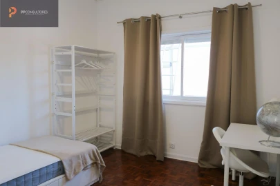 Apartamento T5 para Venda em Glória e Vera Cruz