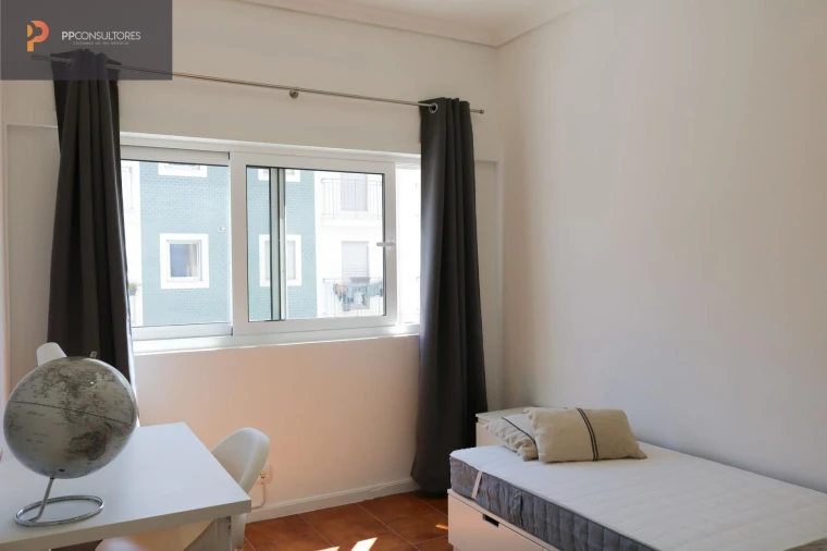 Apartamento T5 para Venda em Glória e Vera Cruz Foto 7