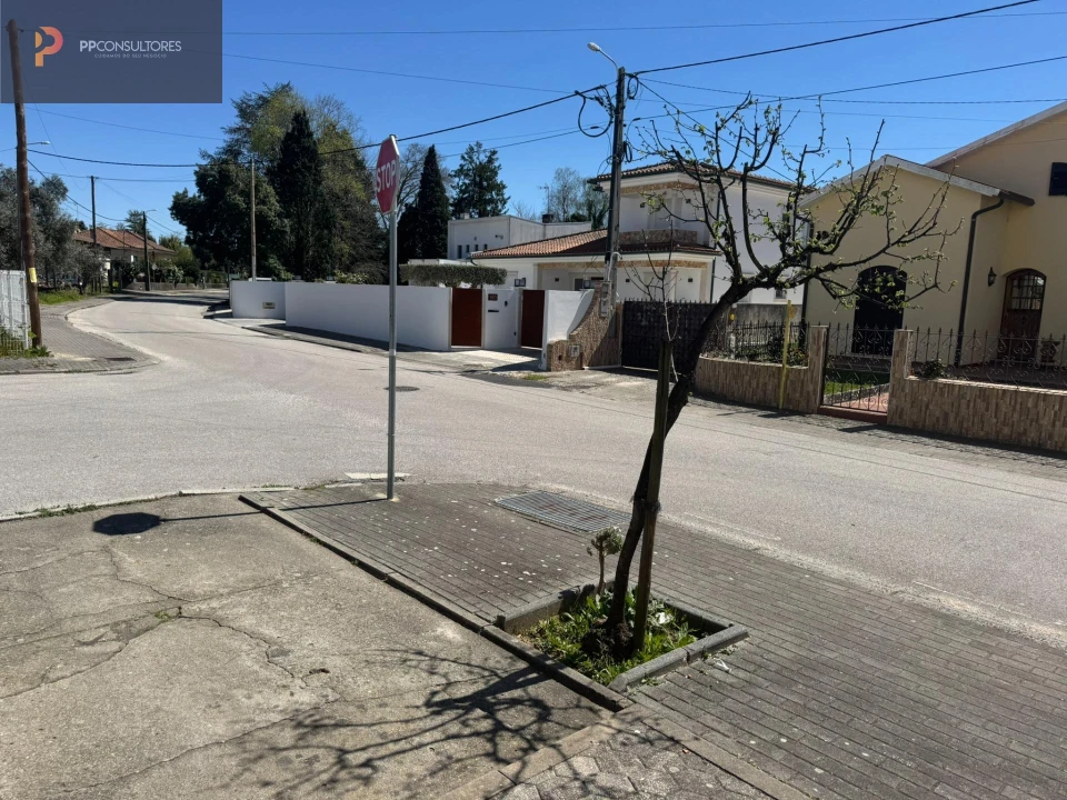 Apartamento T2 para Venda em Avelãs de Caminho Foto 3