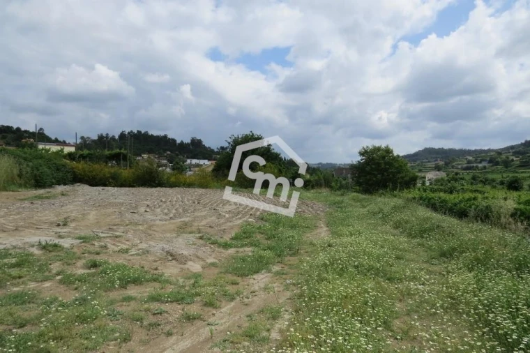 Terreno para Venda em Unhão e Lordelo Foto 2