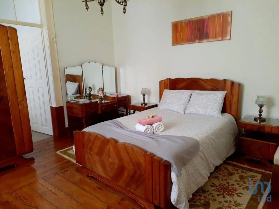 Moradia T10 para Venda em Louriçal Foto 10