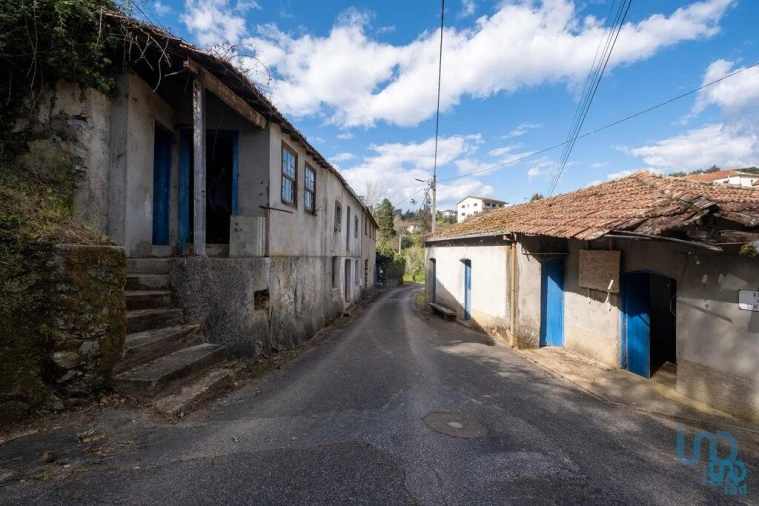 Moradia T3 para Venda em Espinho Foto 3