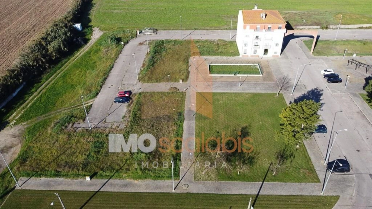 Terreno para Venda em Alpiarça Foto 2