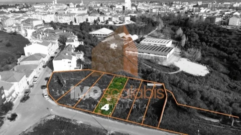 Terreno para Venda em Romeira e Várzea