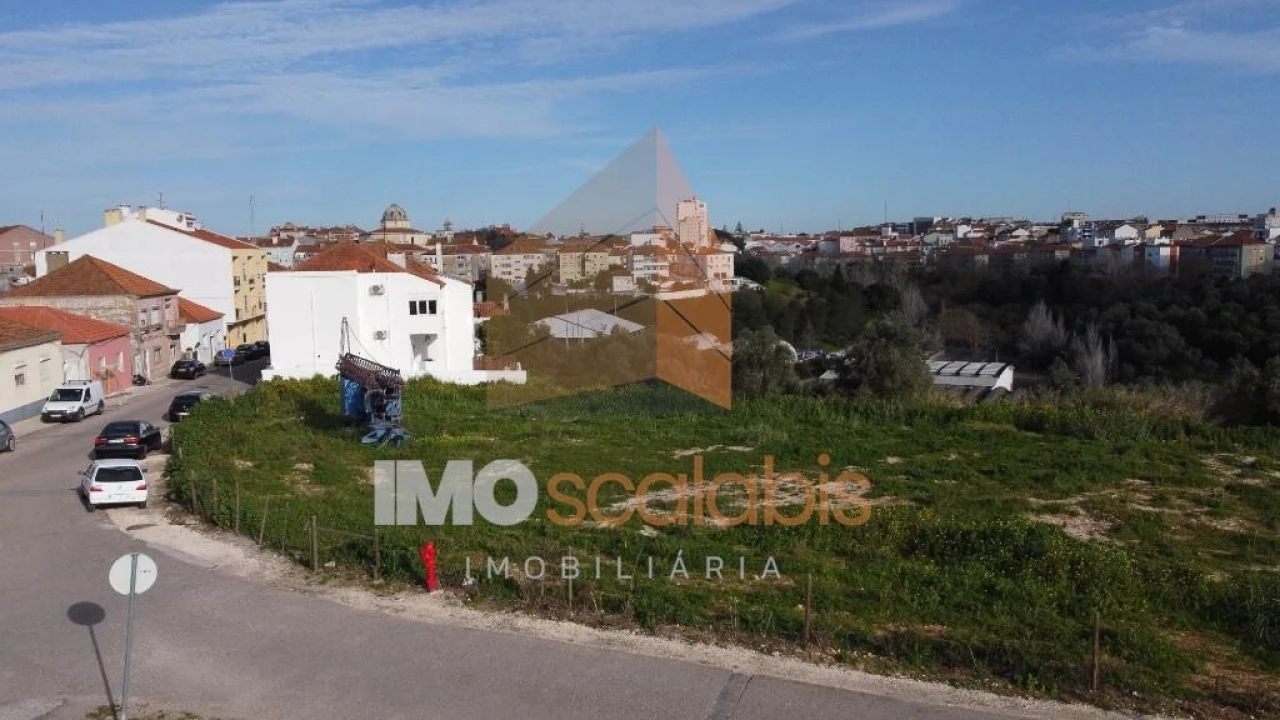 Terreno para Venda em Romeira e Várzea Foto 15