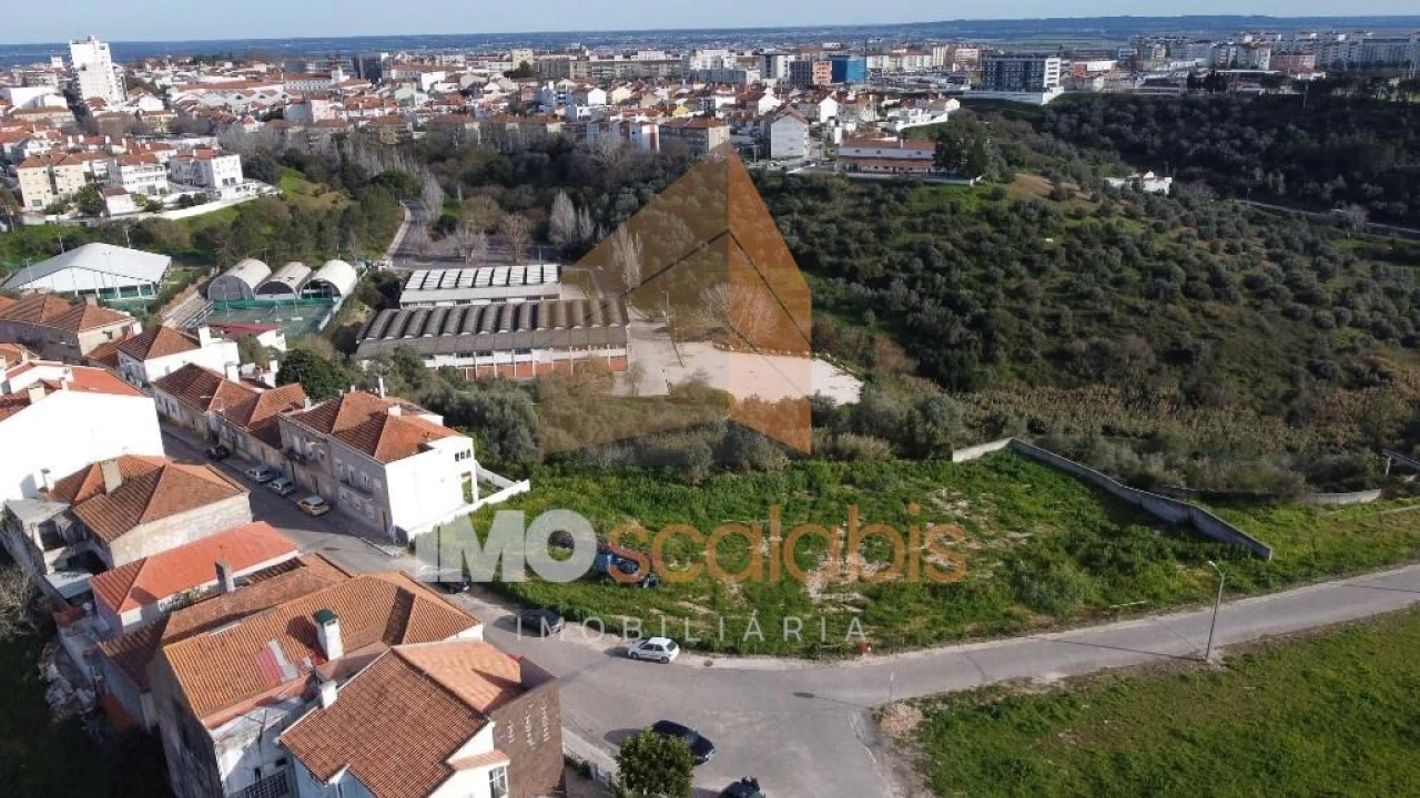 Terreno para Venda em Romeira e Várzea Foto 9