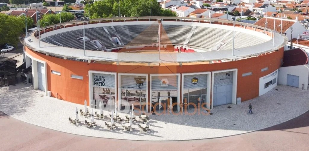 Negócio para Arrendamento em Almeirim Foto 2