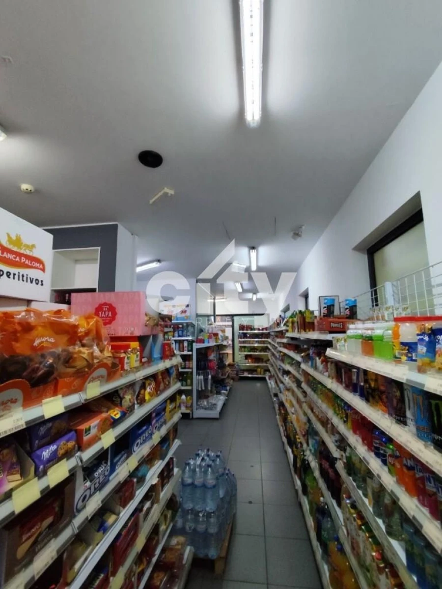 Loja para Venda em Portimão Foto 7