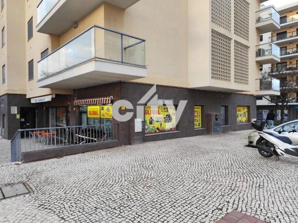 Loja para Venda em Portimão Foto 2