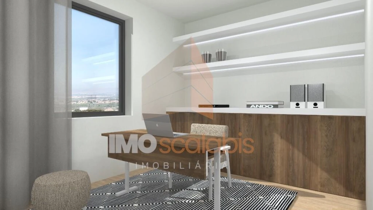 Moradia T4 para Venda em Almeirim Foto 3