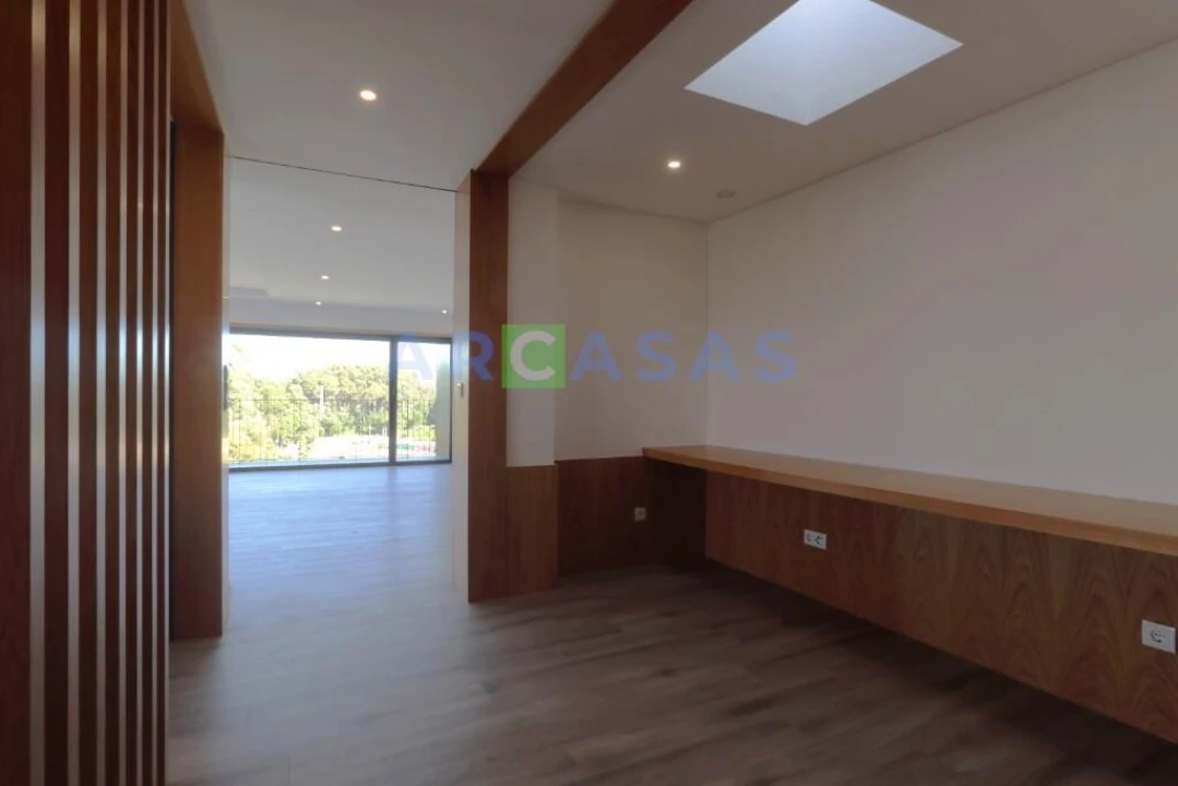 Apartamento T4 para Venda em Aguas Santas Foto 8